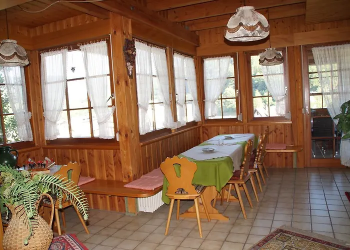 بيت ضيافة Faisst باد بيترستال غريسب